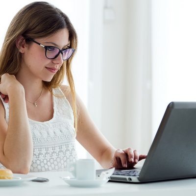 Portal de Periódicos abriga títulos com maior  fator de impacto do mundo (Imagem: Freepik)