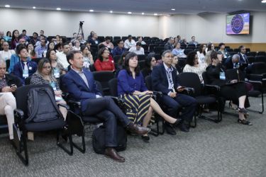 Participantes em palestra no primeiro dia de Seminário (Foto: Haydée Vieira)